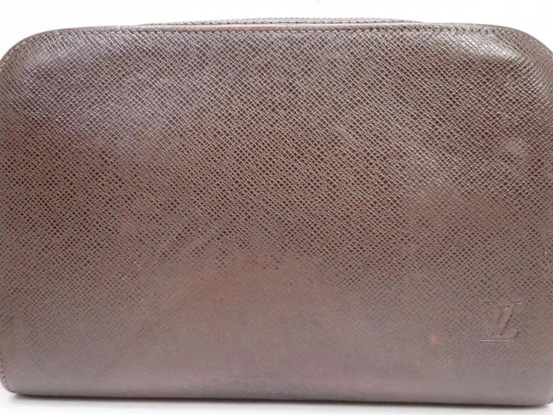 Authentic Pre-owned Louis Vuitton Taiga Grizzly Brown Pochette Baikal Clutch Bag M30188 200196