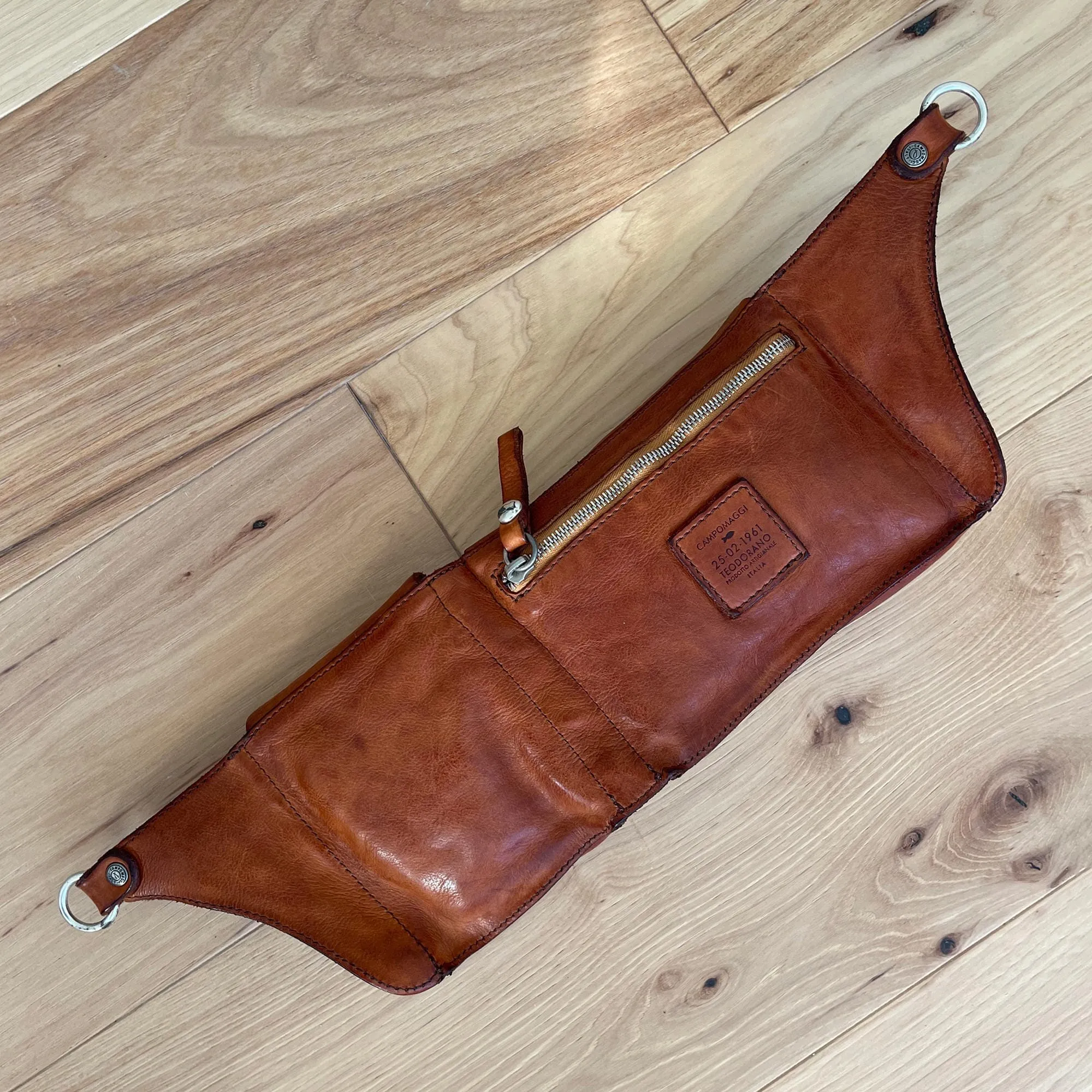 Campomaggi Arenite Leather Waist Bag