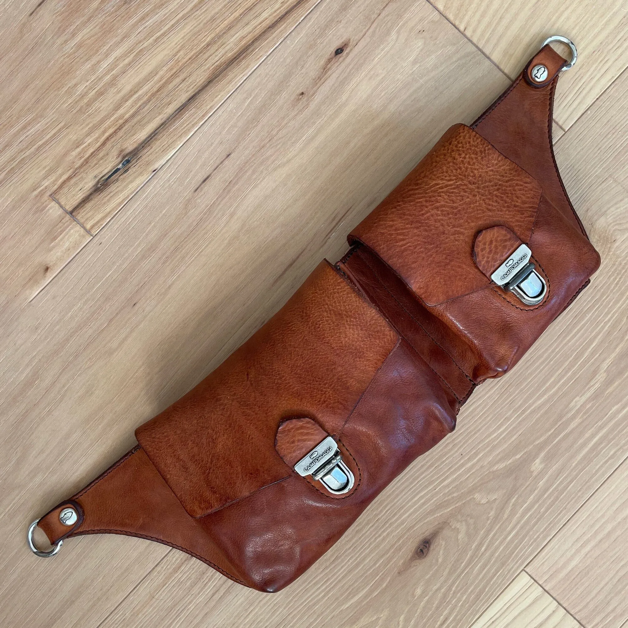 Campomaggi Arenite Leather Waist Bag