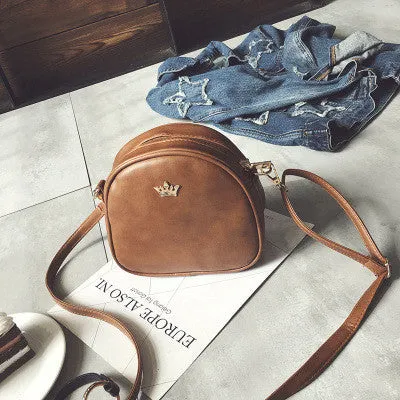 Fashion women messenger bags crown rivet female crossbody bag PU leather shoulder bag ladies mini pack bolso sac 2017 new design