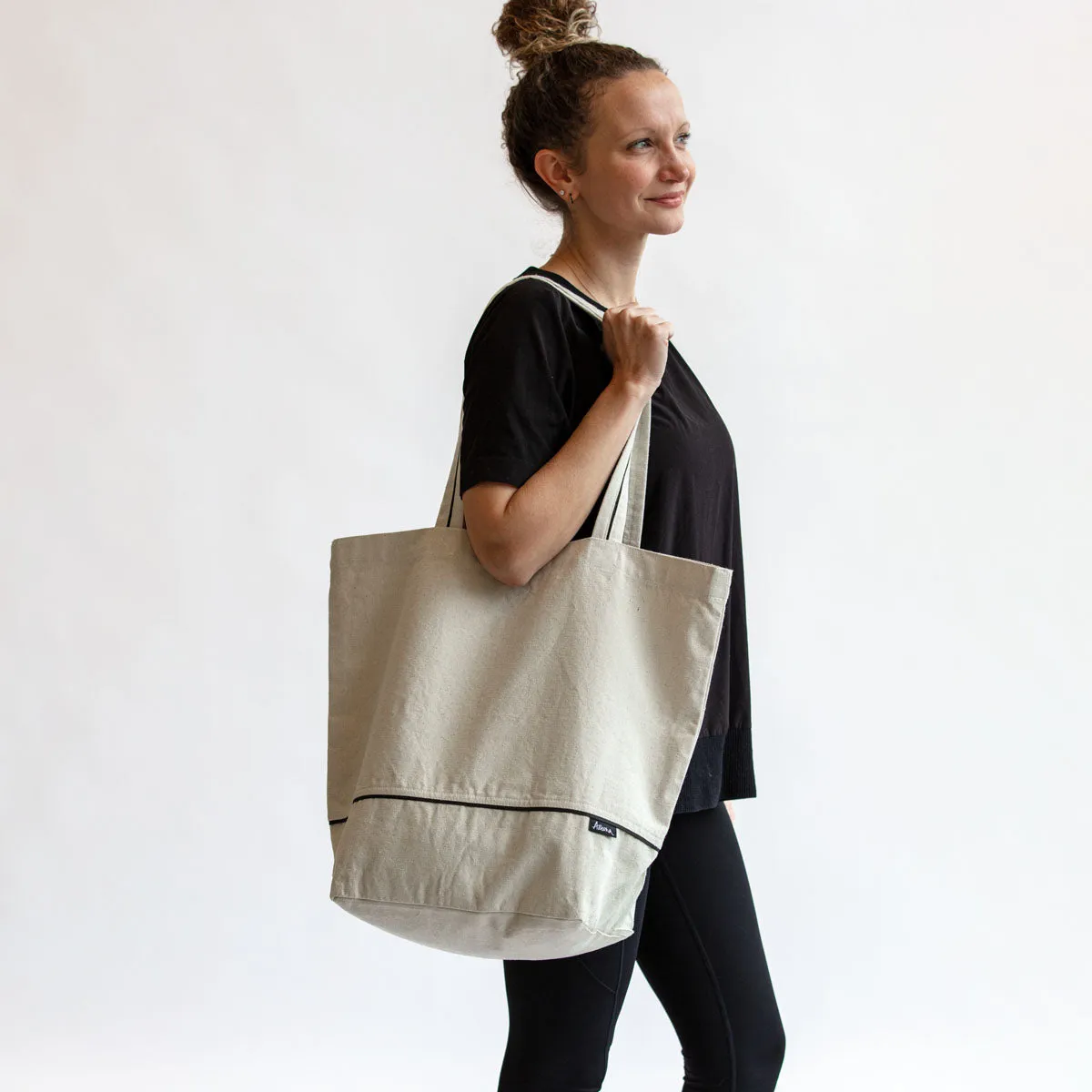 Nanda Canvas Tote