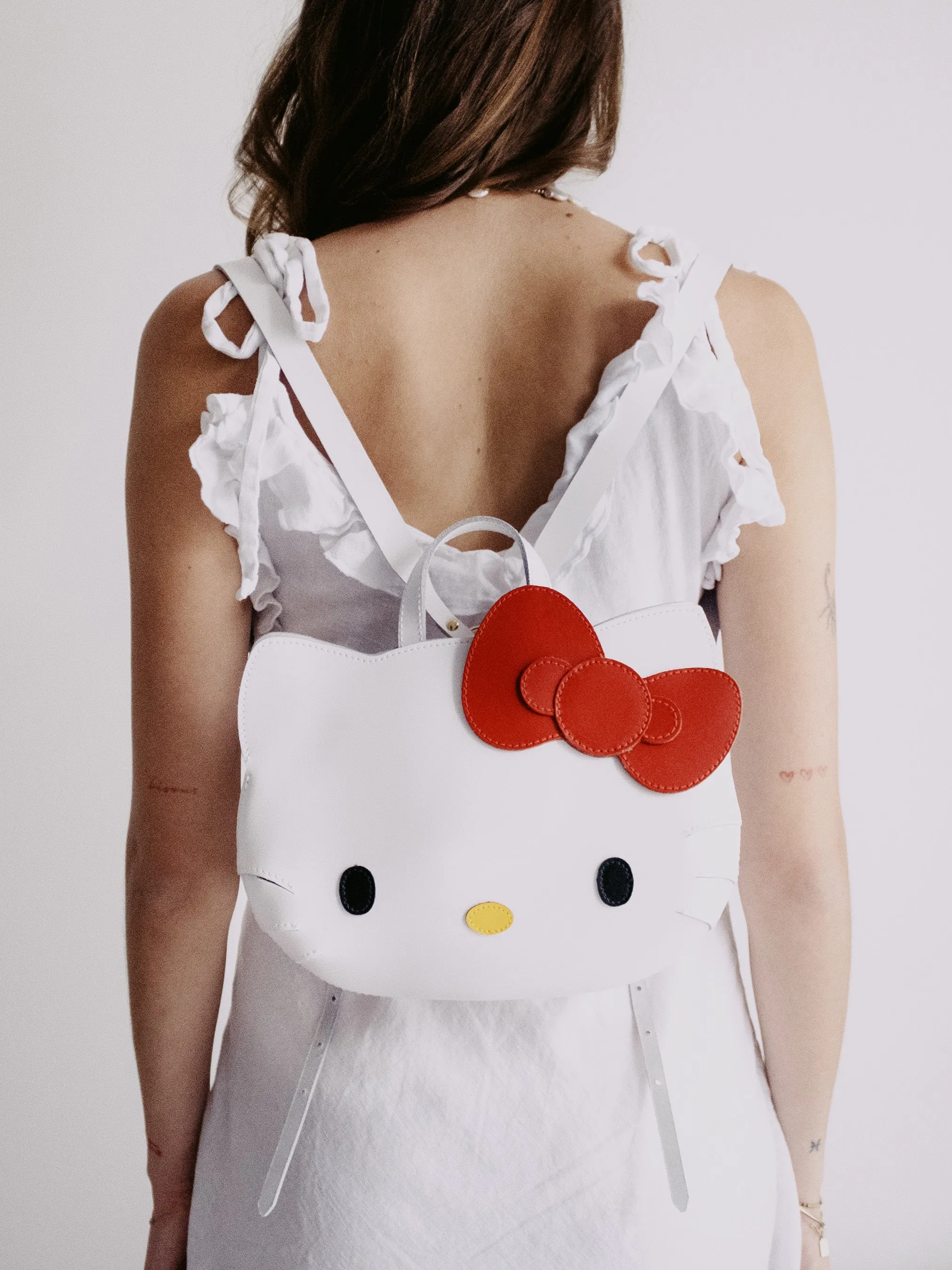 The Hello Kitty Face Backpack - Brilliant White